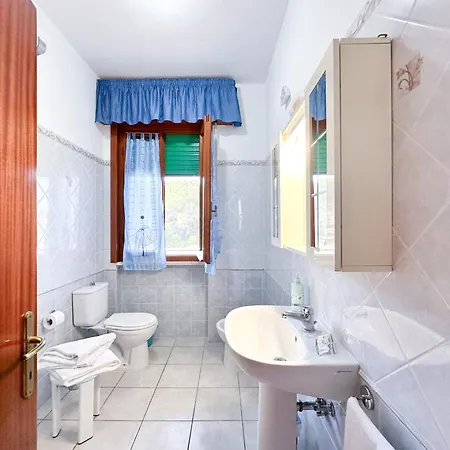 La Rondine Farm stay *